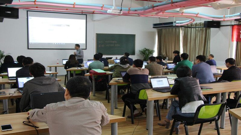 学历提升报名全攻略：时间、科目揭秘